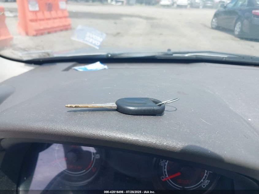 2008 Ford Focus S VIN: 1FAHP32N08W252029 Lot: 42816496