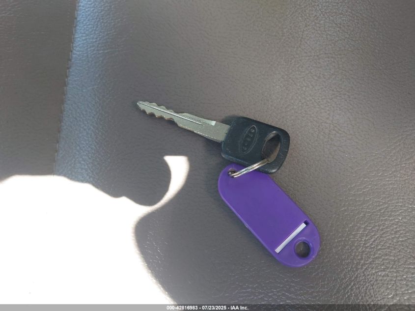 2008 Ford F-350 Xl/Xlt VIN: 1FDWF31528EE22981 Lot: 42816983