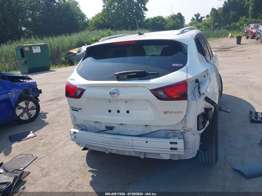 2018 NISSAN ROGUE SPORT SV - JN1BJ1CR7JW268017