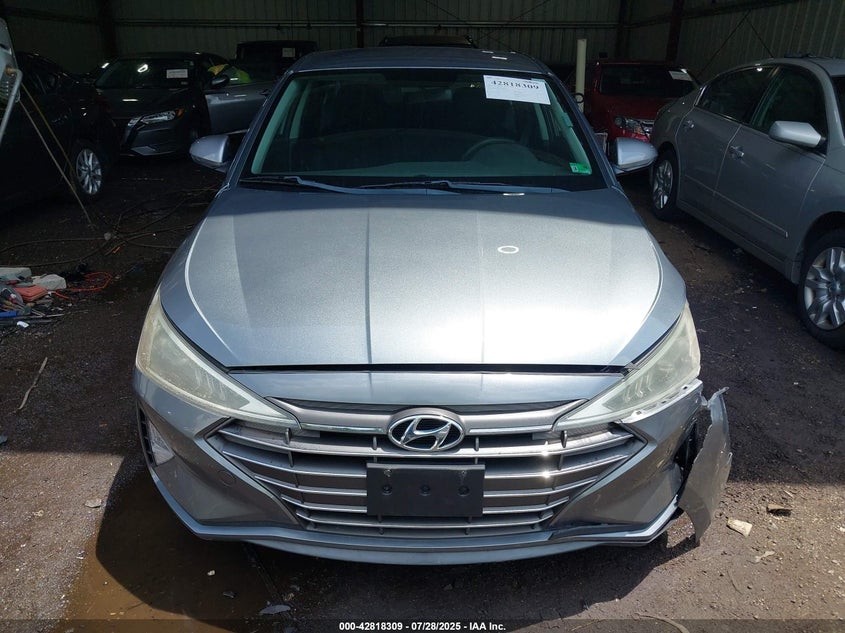 2019 HYUNDAI ELANTRA SE - KMHD74LF9KU788806