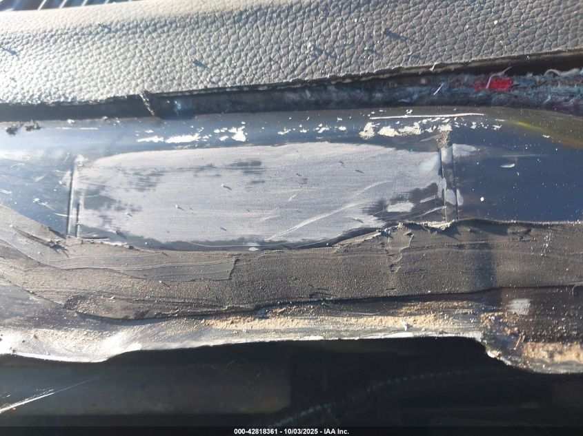 2022 Honda Cr-V Awd Ex-L VIN: 2HKRW2H8XNH668233 Lot: 42818361