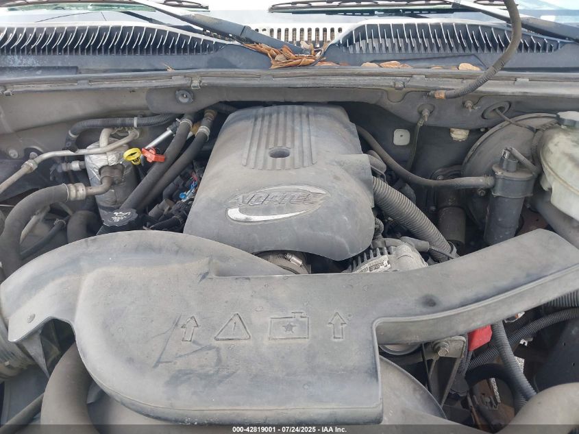 2004 Chevrolet Suburban 1500 Lt VIN: 1GNEC16Z74J107885 Lot: 42819001