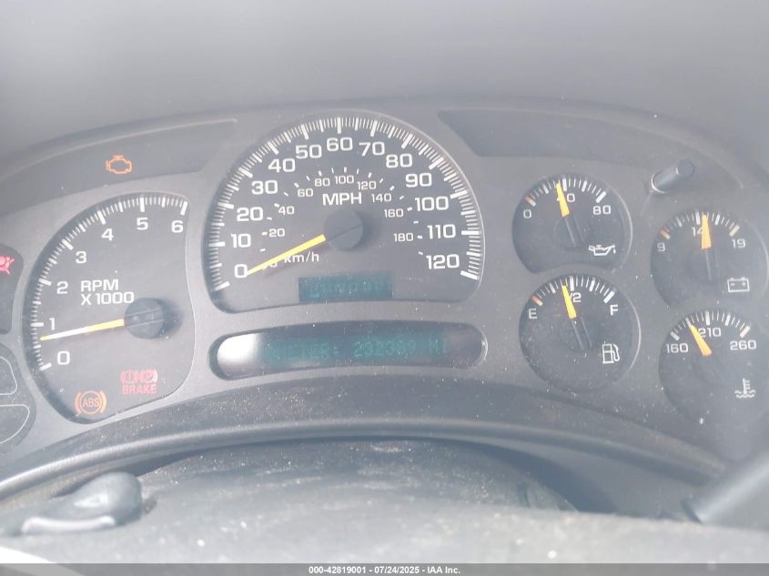 2004 Chevrolet Suburban 1500 Lt VIN: 1GNEC16Z74J107885 Lot: 42819001