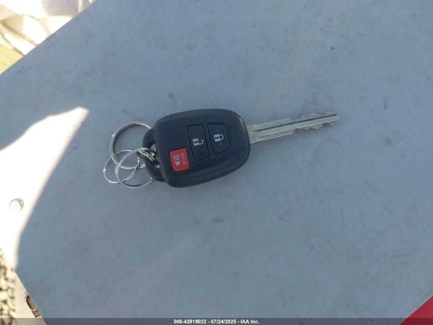 2013 TOYOTA RAV4 LE - 2T3BFREV7DW027603