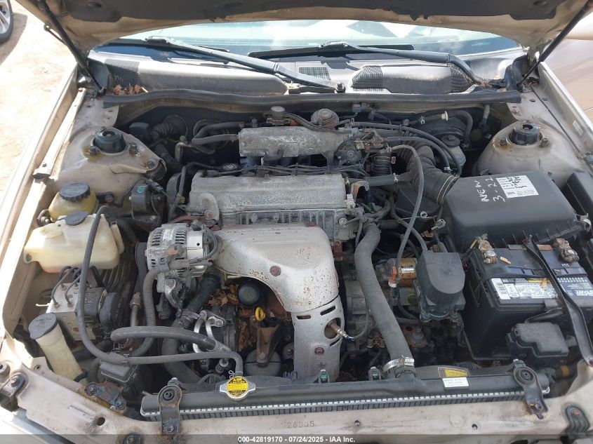 2001 Toyota Camry Le VIN: 4T1BG22K51U029952 Lot: 42819170