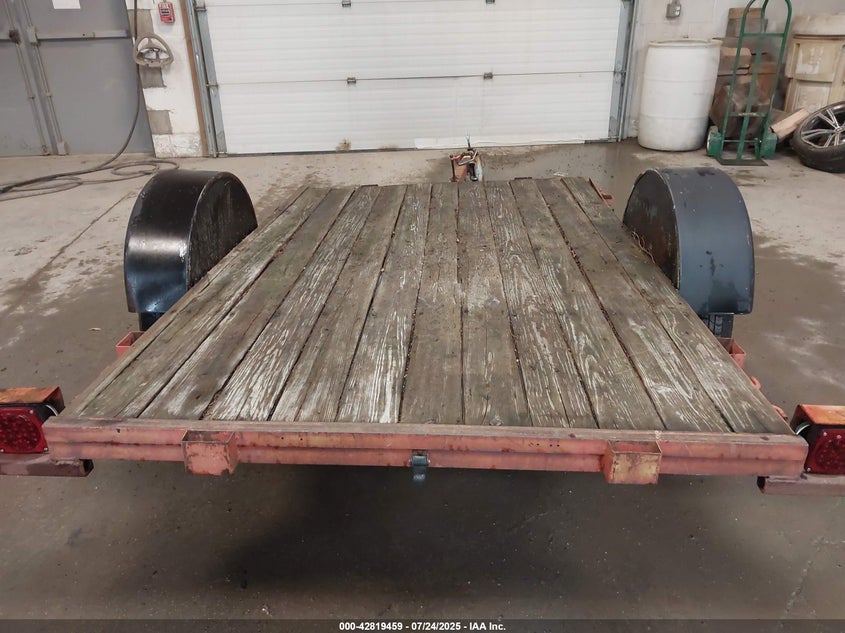 109FS1211Y2022154 2000   photo no. 8