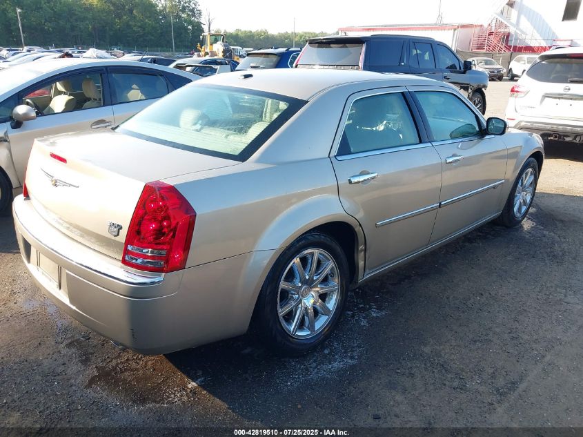 2009 Chrysler 300C Hemi VIN: 2C3KA63TX9H599968 Lot: 42819510