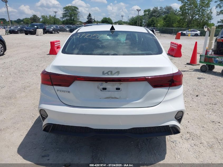 2022 Kia Forte Lxs VIN: 3KPF24AD7NE481389 Lot: 42819741