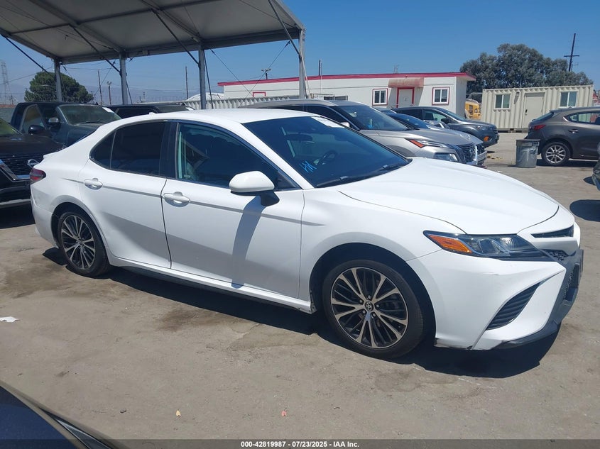 2019 TOYOTA CAMRY SE - 4T1B11HK1KU748832