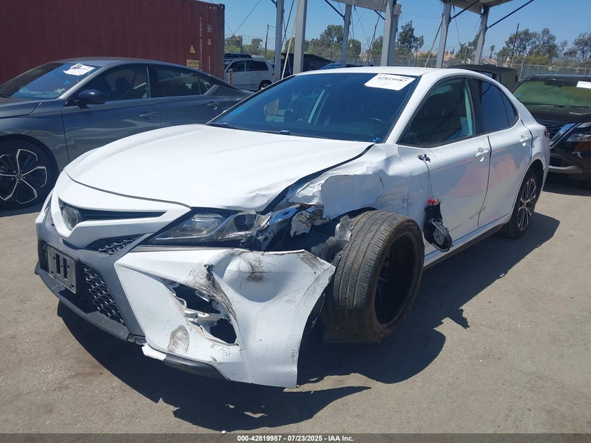 2019 TOYOTA CAMRY SE - 4T1B11HK1KU748832