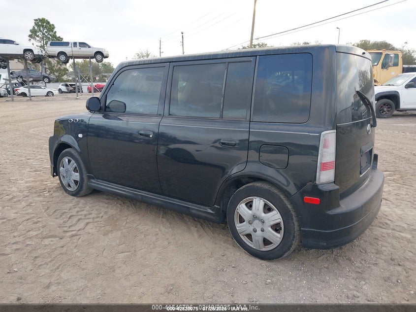 JTLKT334350206098 2005 SCION XB photo no. 3