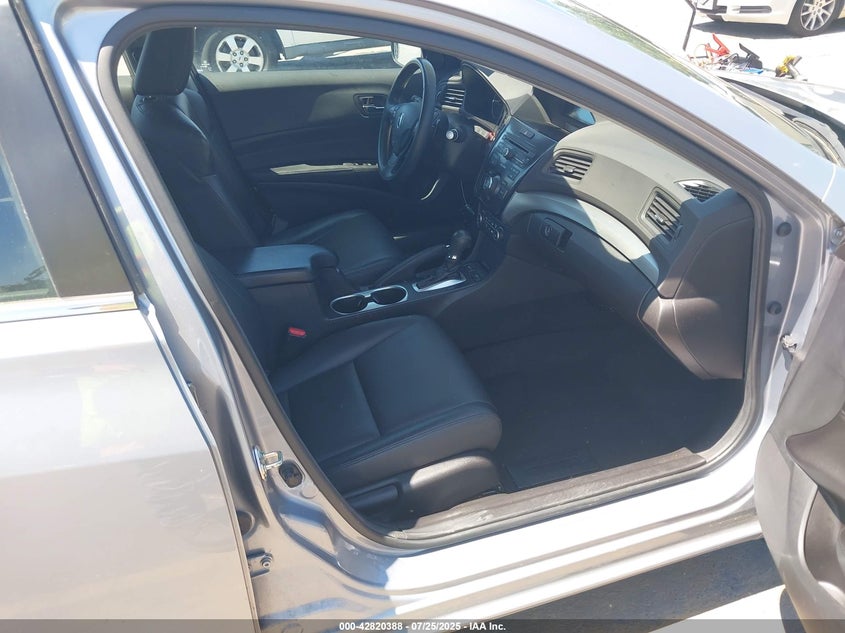 2016 Acura Ilx 2.4L/Acurawatch Plus Package VIN: 19UDE2F35GA011758 Lot: 42820388