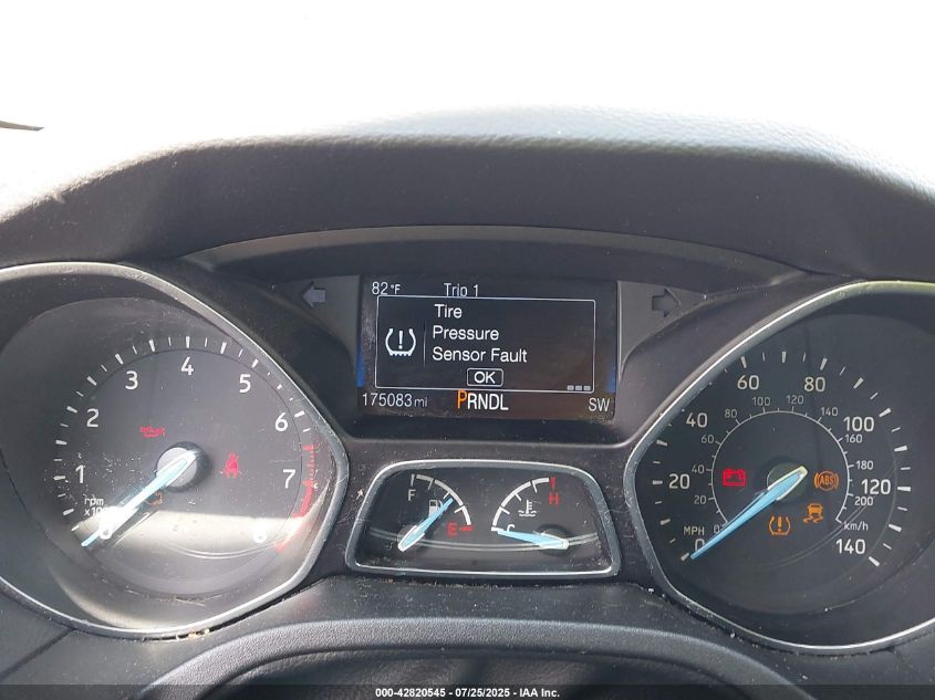 2015 Ford Focus Se VIN: 1FADP3K26FL282042 Lot: 42820545