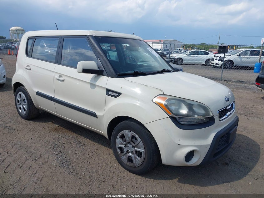 2012 Kia Soul VIN: KNDJT2A50C7435985 Lot: 42820895