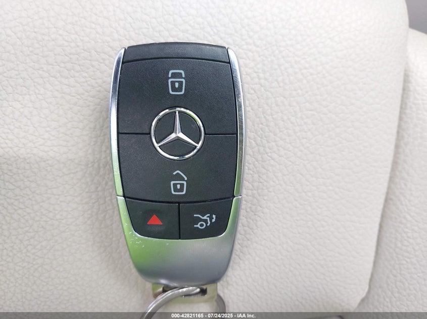 2021 MERCEDES-BENZ GLA 250 - W1N4N4GB6MJ169997