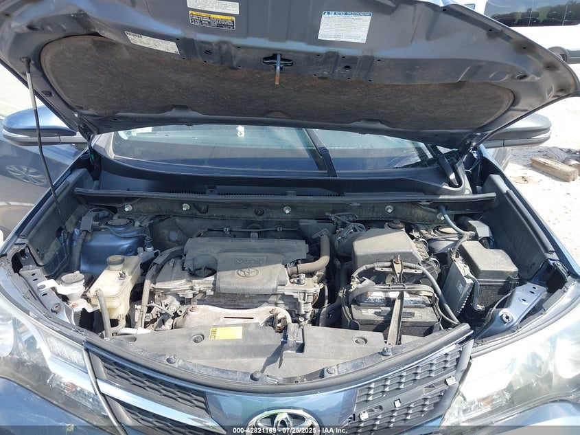 2013 TOYOTA RAV4 XLE - JTMRFREV7DD039102
