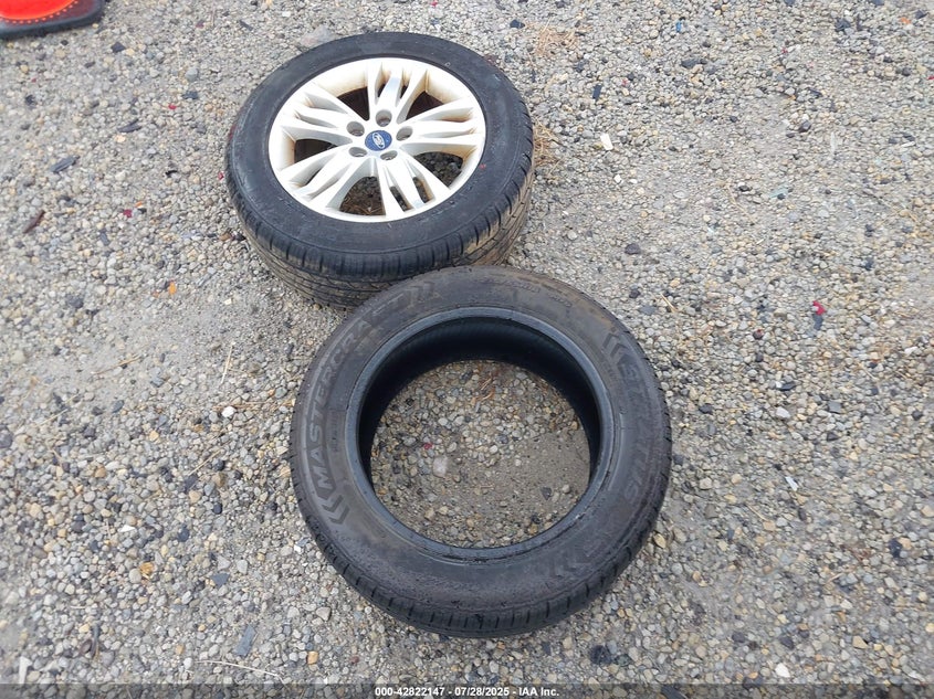 2016 FORD FOCUS SE - 1FADP3F21GL390662