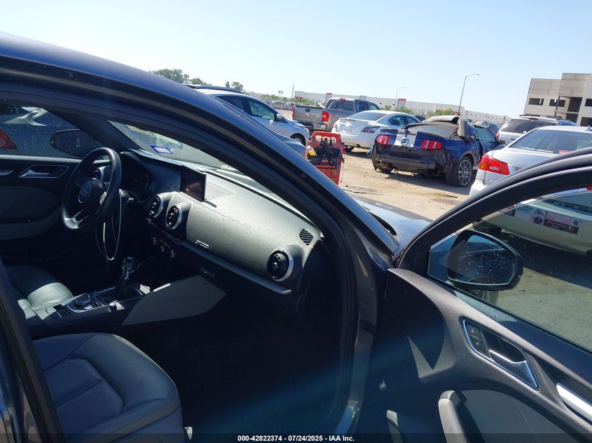 2018 AUDI A3 2.0T PREMIUM - WAUAUGFF5J1044811