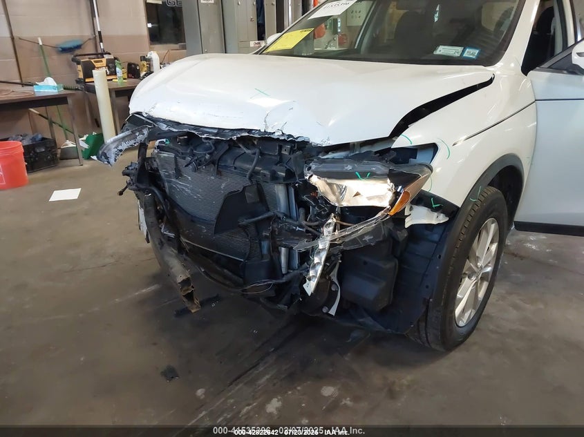 2015 NISSAN ROGUE SV - 5N1AT2MV6FC777587