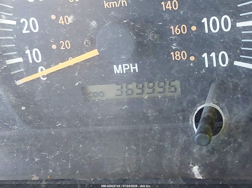 2000 Toyota Tundra VIN: AL00AN00700018152 Lot: 42822743