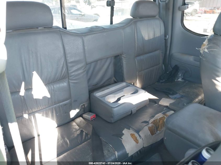 2000 Toyota Tundra VIN: AL00AN00700018152 Lot: 42822743