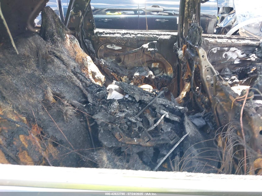 2011 Kia Sorento Lx VIN: 5XYKT4A1XBG154744 Lot: 42822798