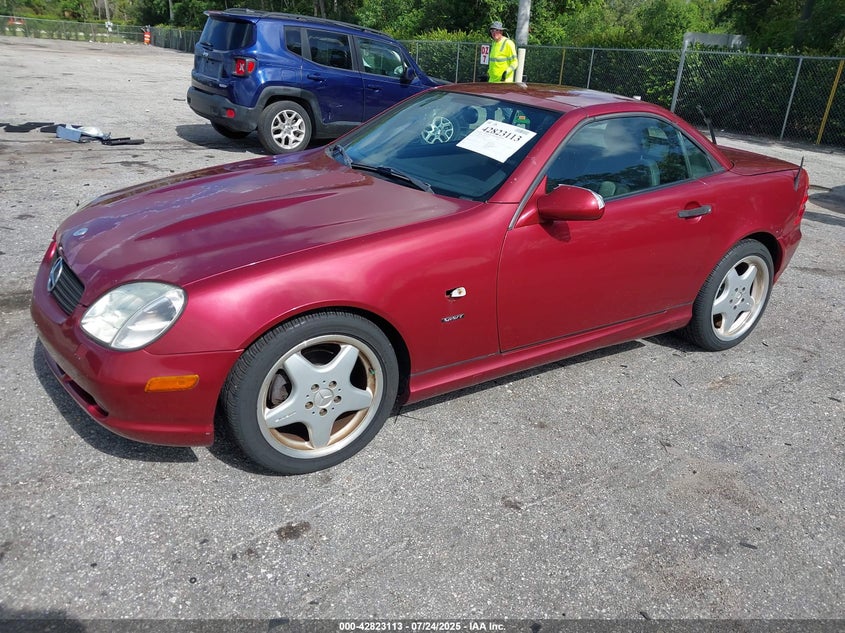 2000 Mercedes-Benz Slk 230 Kompressor VIN: WDBKK47F2YF146797 Lot: 42823113