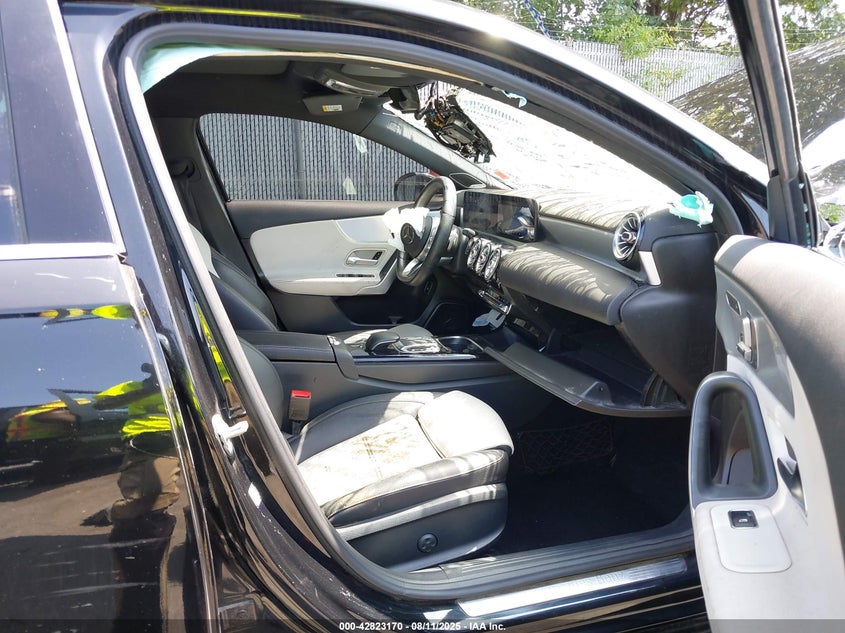 2019 MERCEDES-BENZ A 220 auction photo 5
