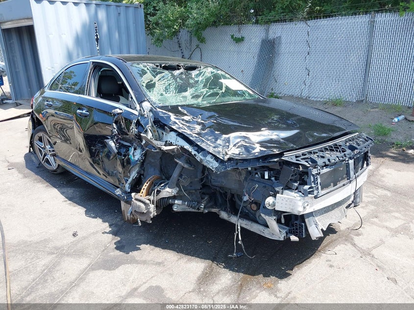 2019 MERCEDES-BENZ A 220 auction photo 6