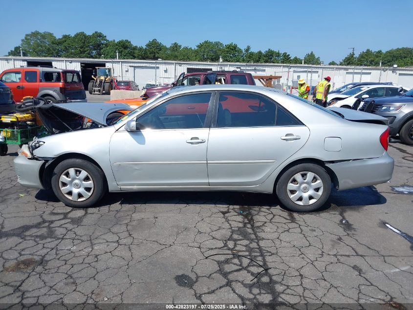 2003 Toyota Camry Le VIN: 4T1BE32K13U166479 Lot: 42823197