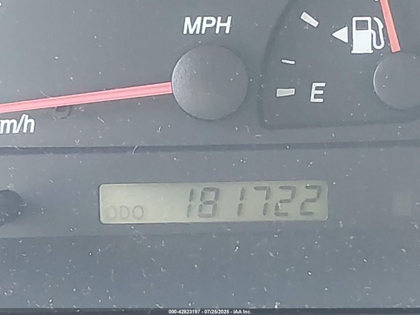 2003 Toyota Camry Le VIN: 4T1BE32K13U166479 Lot: 42823197