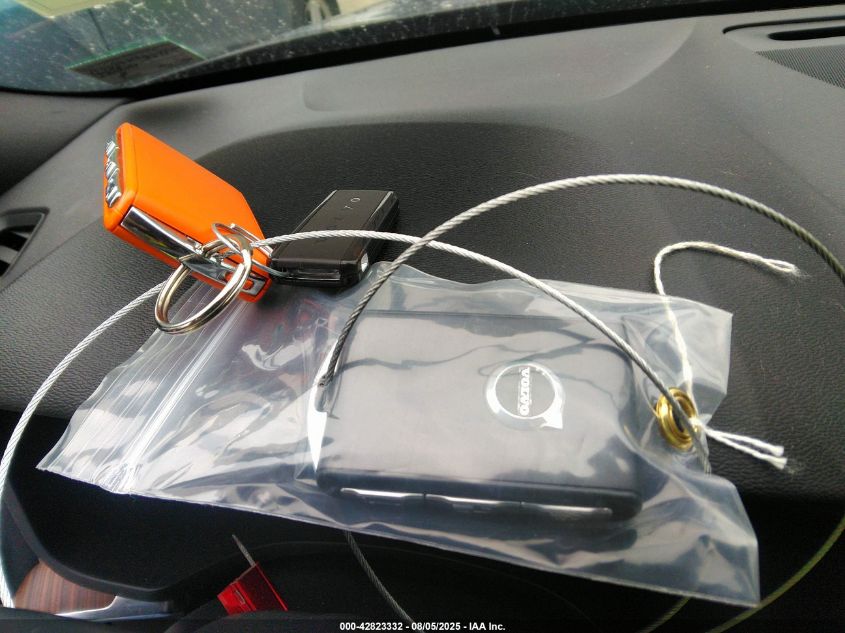 2021 Volvo V60 Cross Country T5 VIN: YV4102WK3M1074020 Lot: 42823332