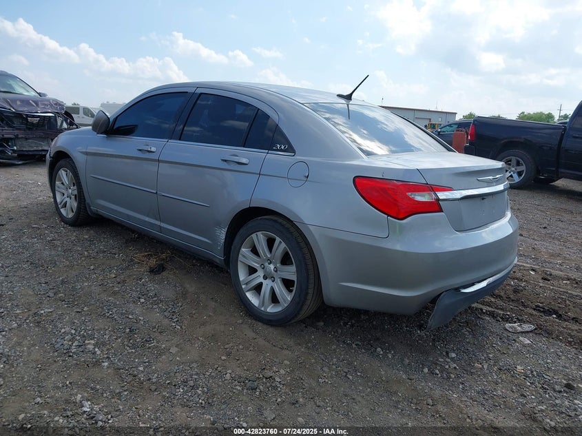 Vin: 1c3ccbbb1dn659149, lot: 43317287, chrysler 200 touring 20133