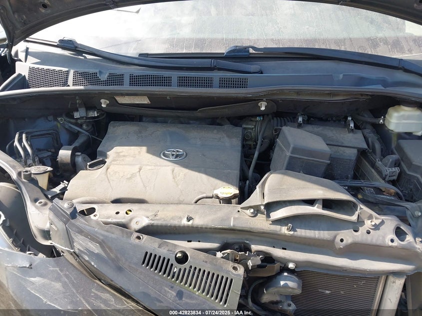 2014 TOYOTA SIENNA LE V6 8 PASSENGER - 5TDKK3DC0ES525623