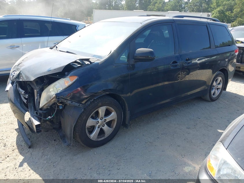 2014 TOYOTA SIENNA LE V6 8 PASSENGER - 5TDKK3DC0ES525623