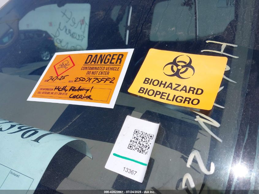 1999 Ford F-250 Lariat/Xl/Xlt VIN: 1FTNX21L4XEB15204 Lot: 42823961