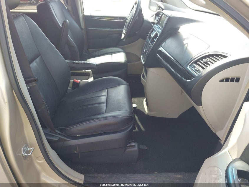 2016 CHRYSLER TOWN & COUNTRY TOURING - 2C4RC1BG7GR205524