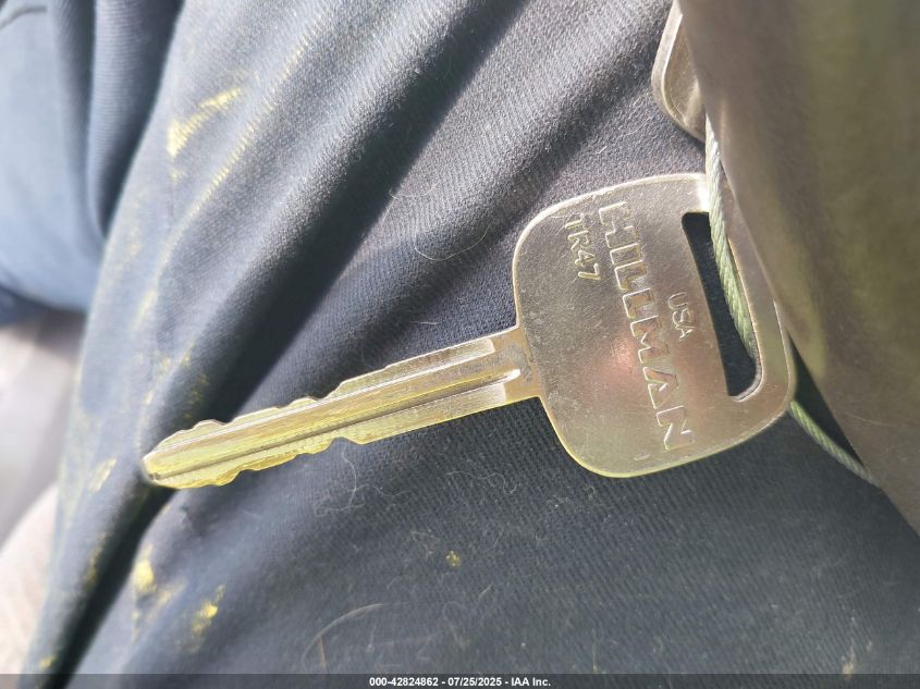 2002 Chevrolet Prizm Lsi VIN: 1Y1SK52812V412988 Lot: 42824862