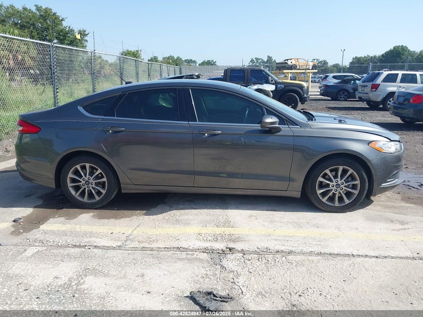 2017 Ford Fusion 1.5 SE Gray Lot 111042824947 Vin 3FA6P0HD8HR364066