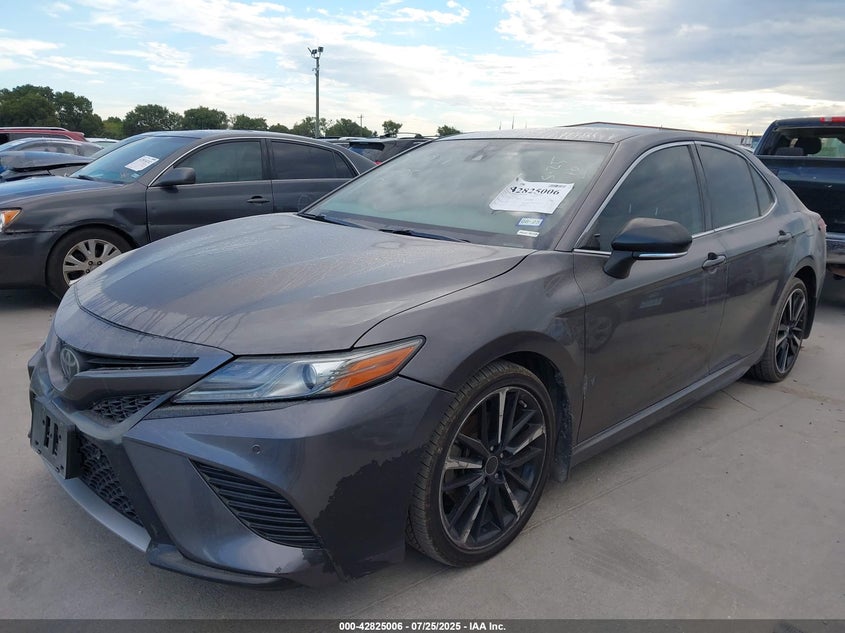 4T1B61HK2JU128829 2018 TOYOTA CAMRY photo no. 2