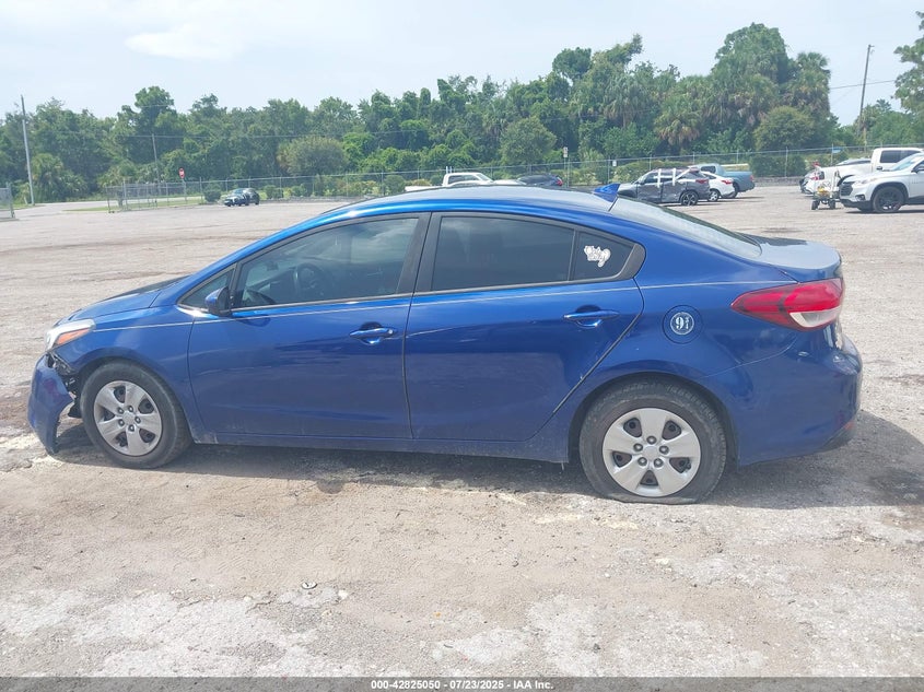 2017 KIA FORTE LX - 3KPFK4A71HE140164