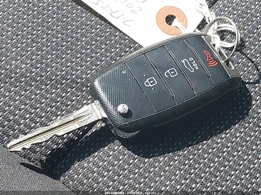 2017 KIA FORTE LX - 3KPFK4A71HE140164