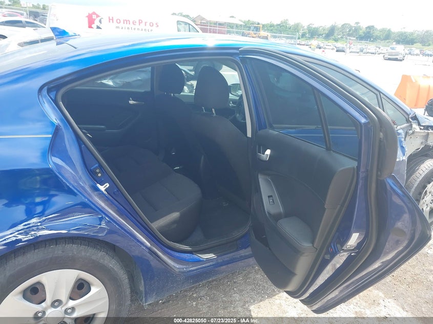 2017 KIA FORTE LX - 3KPFK4A71HE140164