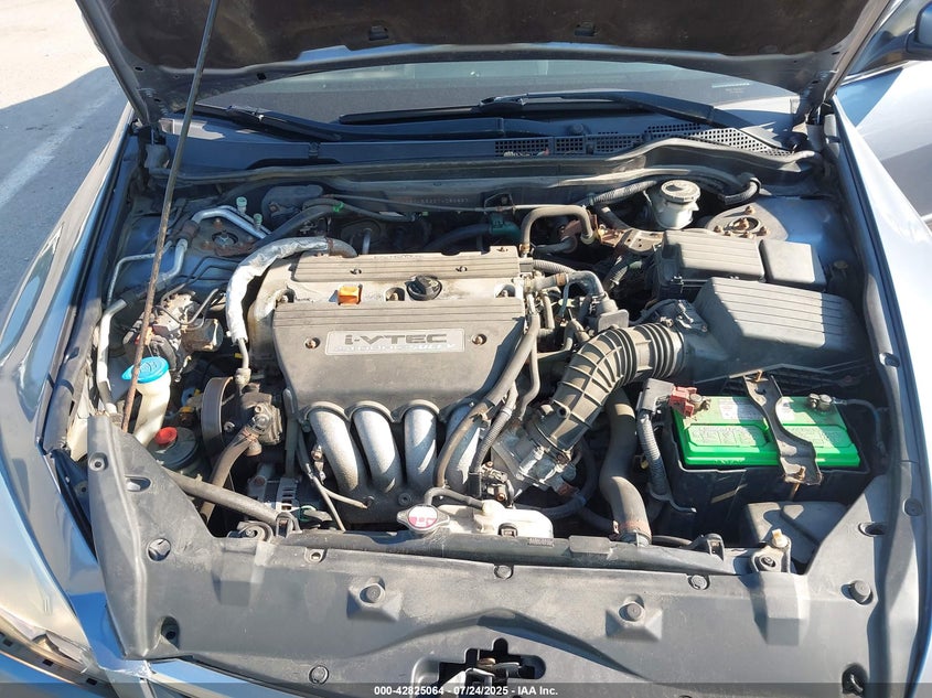 2007 Honda Accord 2.4 Se VIN: 1HGCM56327A083887 Lot: 42825064