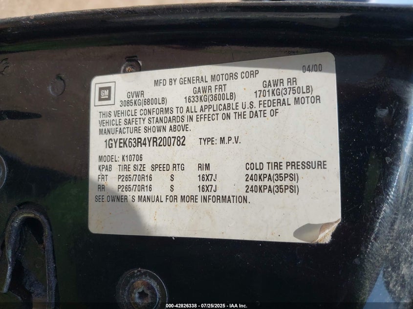 2000 Cadillac Escalade Standard VIN: 1GYEK63R4YR200782 Lot: 42826338