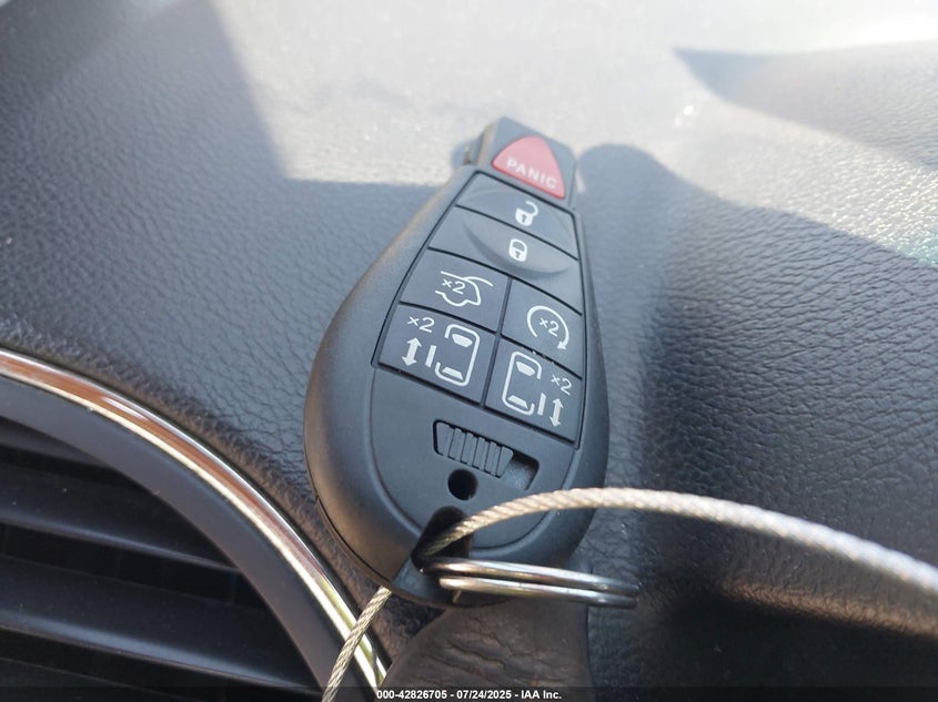 2013 CHRYSLER TOWN & COUNTRY TOURING - 2C4RC1BG5DR742890