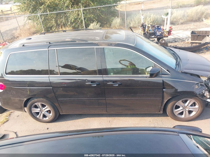2008 Honda Odyssey Touring VIN: 5FNRL38958B001256 Lot: 42827342