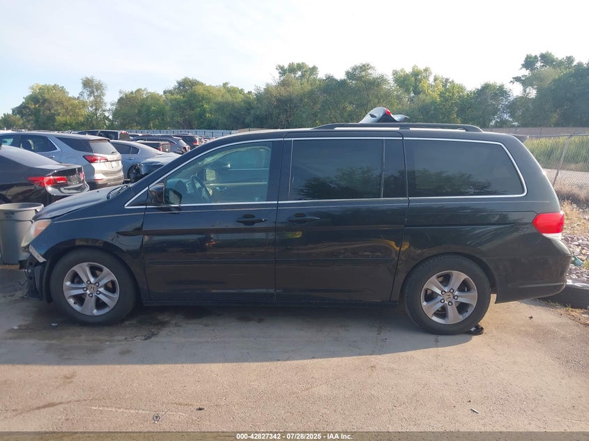 2008 Honda Odyssey Touring VIN: 5FNRL38958B001256 Lot: 42827342