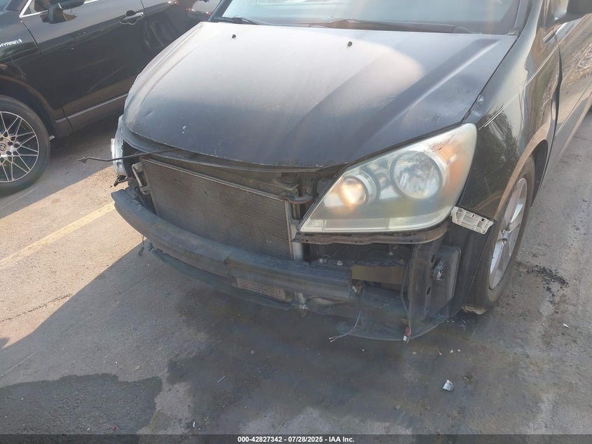 2008 Honda Odyssey Touring VIN: 5FNRL38958B001256 Lot: 42827342