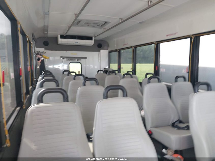 2023 Ford E-450 Cutaway VIN: 1FDFE4FN9PDD15061 Lot: 42827675